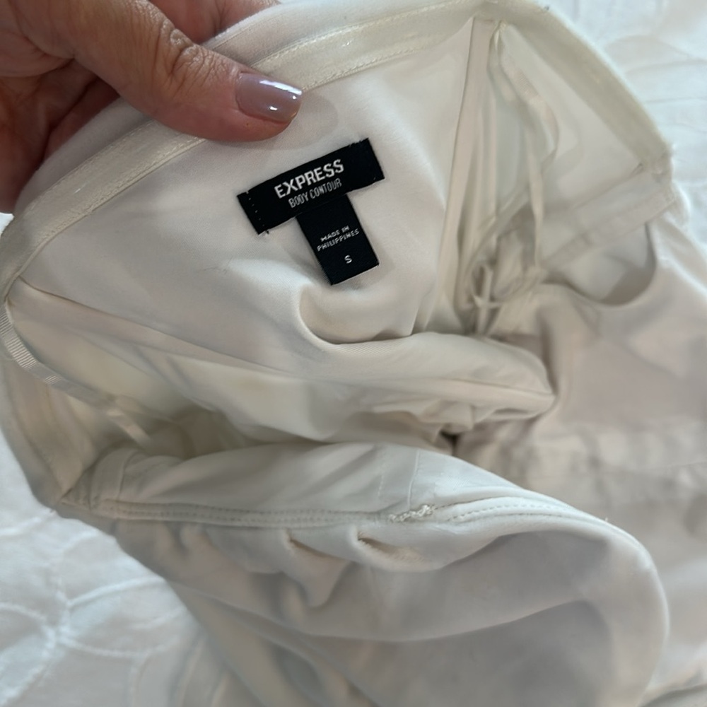 Heart-Shaped White suede Fabric Accent - Picture 2 of 2